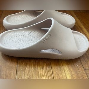 Crocs Mellow Recovery Slide NEVER WORN!